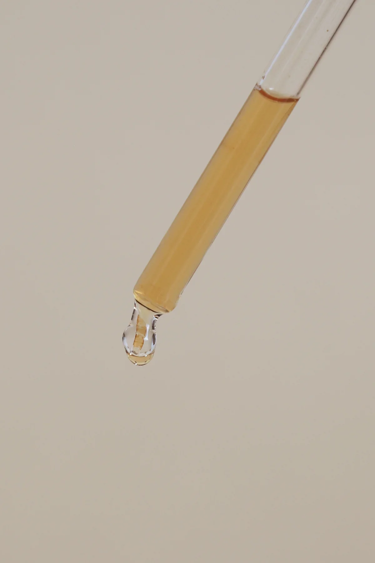 Cellular Activator - Reduce enlarged pores, wrinkles and stimulates collagen production